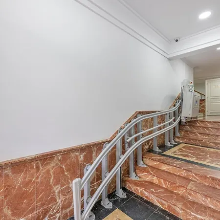 Cozy & Comfy Seaside Retreat In شقة