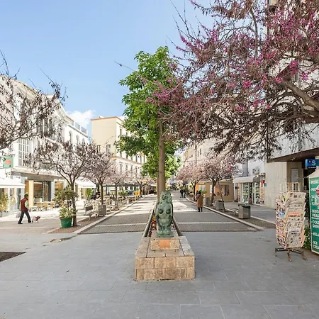 Cozy & Comfy Seaside Retreat In إِستيبونا