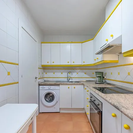 Apartman Cozy & Comfy Seaside Retreat In Estepona