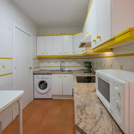 Cozy & Comfy Seaside Retreat In * Estepona