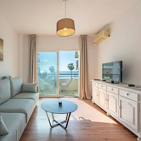 Cozy & Comfy Seaside Retreat In Апартаменты Эстепона