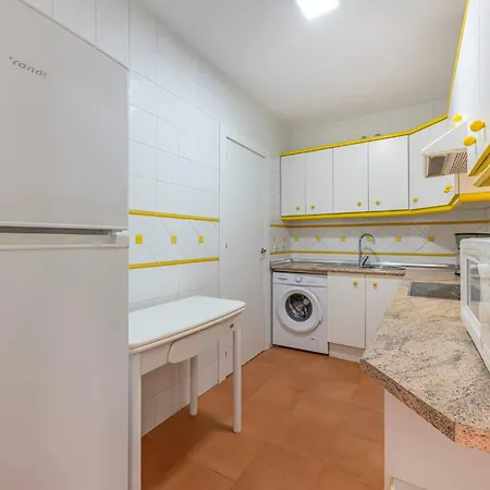 Cozy & Comfy Seaside Retreat In * Estepona
