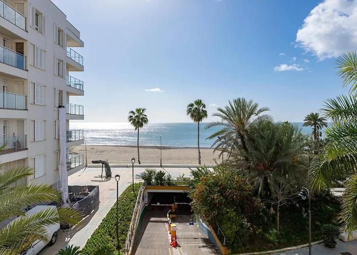 Cozy & Comfy Seaside Retreat In * Estepona