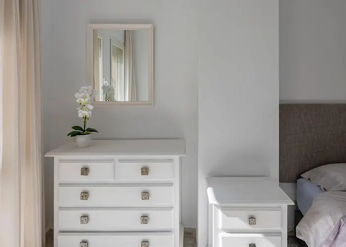 Apartamento Cozy & Comfy Seaside Retreat In Estepona