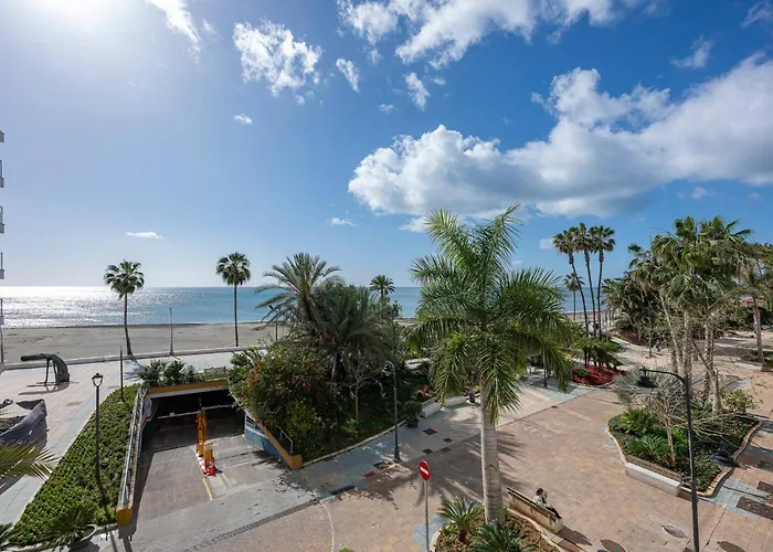 Cozy & Comfy Seaside Retreat In Estepona