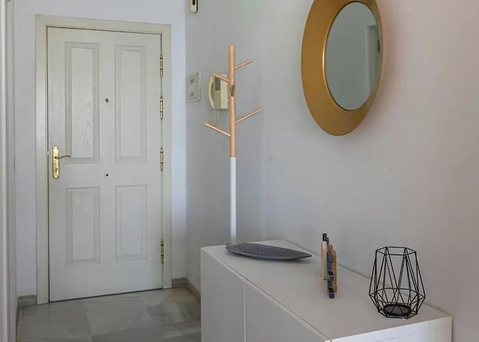 Cozy & Comfy Seaside Retreat In