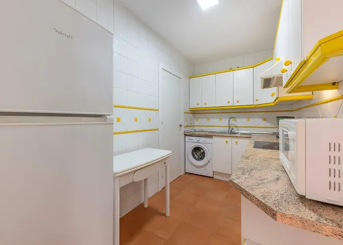 Cozy & Comfy Seaside Retreat In * Estepona