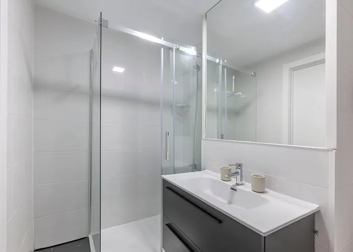 Cozy & Comfy Seaside Retreat In Apartamento