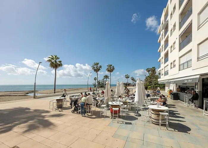 Apartamento Cozy & Comfy Seaside Retreat In Estepona