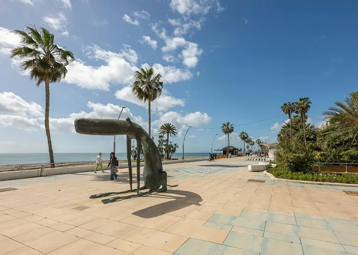 Apartamento Cozy & Comfy Seaside Retreat In *