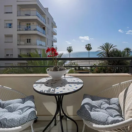 Cozy & Comfy Seaside Retreat In Appartement Estepona